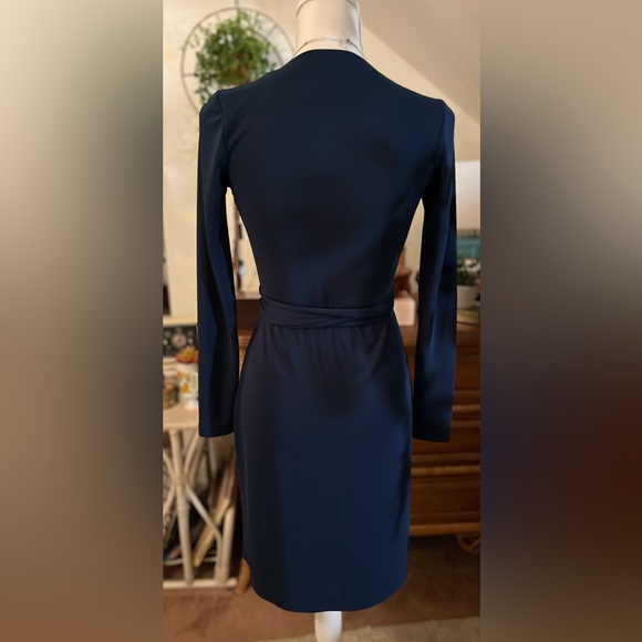 Ann Taylor wrap dress - Picture 4 of 9